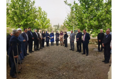 اخبار گردهمایی: رونمایی از چهار محصول تولیدی پژوهشکده اسانس، مبتنی بر گل محمدی با حضور دکتر بهزاد سلطانی، رئیس دانشگاه کاشان