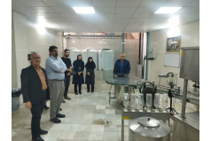 بازدید رئیس، اعضای هیئت علمی و کارکنان پژوهشکده اسانس از کارگاه صنعتی خاندایی واقع در شهر قمصر