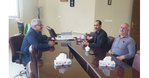 دیدار رئیس پژوهشکده اسانس دانشگاه کاشان با رئیس اداره جهاد کشاورزی کاشان